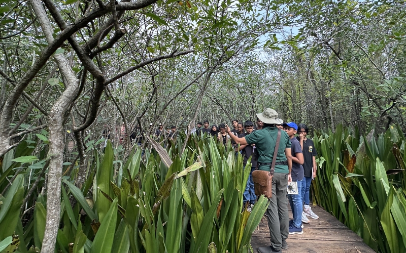 Discovering the Wild Side of Colombo: How Beddagana Wetland Park Changed My Perspective